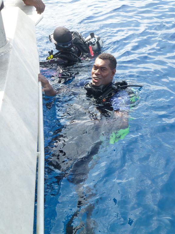 Naqara Mai Dive' Astrolabe Reef Resort מראה חיצוני תמונה